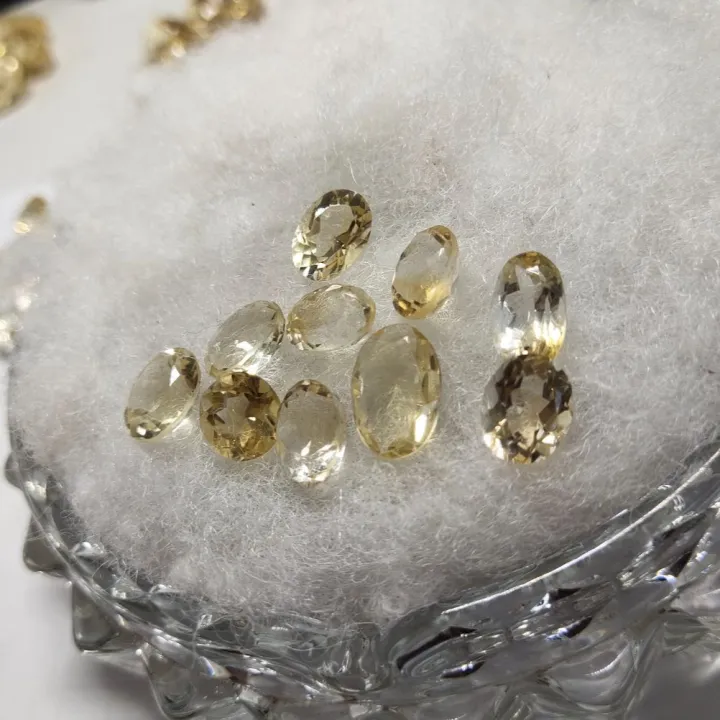 Original%20&%20Natural%20White%20Topaz%20(White%20Pukhraj)%20Gemstone%204.15%20crt%20%C2%B1%201crt%20For%20Ring%20Men,Bracelet,Pendant%20-%20Image%204