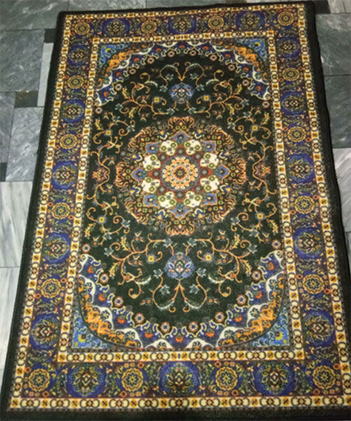 Small%20Carpet%203x5%20Feet%20For%20Room%20&%20Under%20Table%20Use%20-%20Image%204