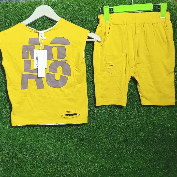 NEW ARRIVAL DAMAGE STYLE SANDO T-SHIRT WITH TROUSER age (3-4YEARS)