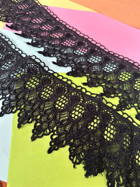 BLACK CHORI LACE