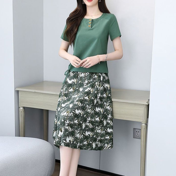 2pcs%20Women%20Suit%20Short%20Sleeves%20Round%20Neck%20T%20Shirt%20Floral%20Printing%20Midi%20Skirt%20Casual%20Fashion%20Two%20Piece%20Suit%20-%20Image%203