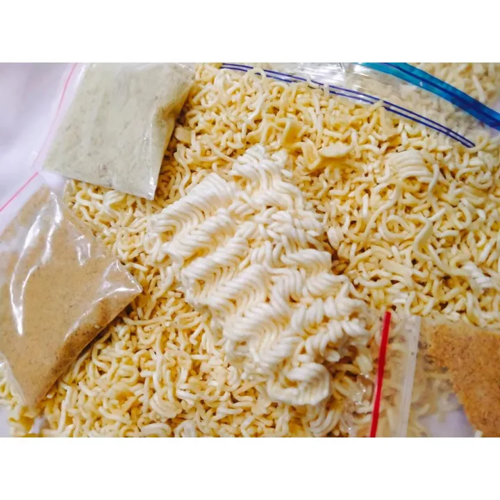 Instant%20fresh%20Noodels%20pack%20of%2090%20gram%20with%20%20flavours%20-%20Image%206