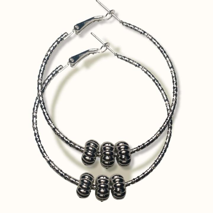 Silver earring design