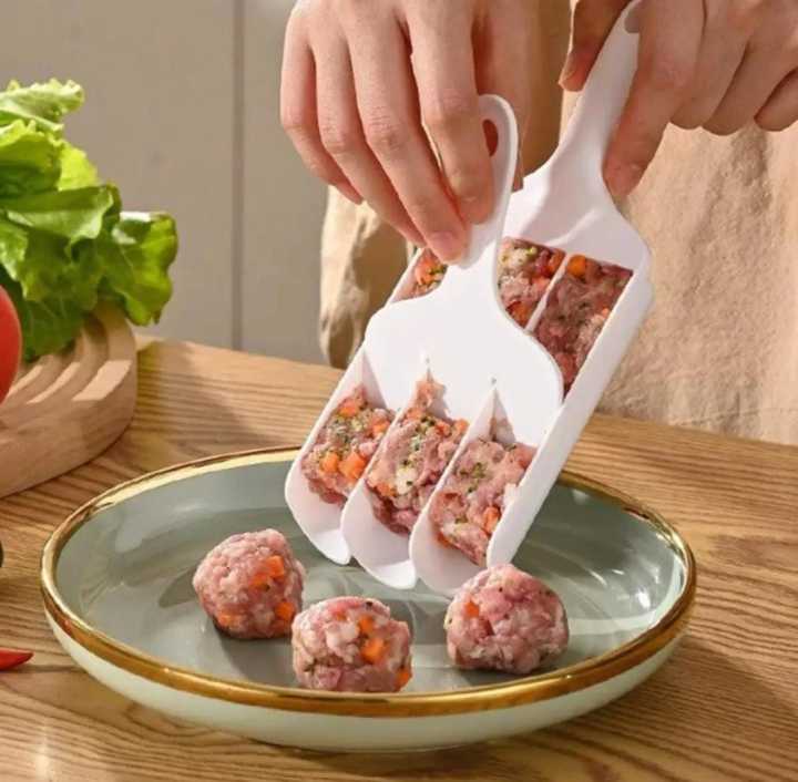 SIMPLE PRESS SPOON WITH SMALL SCOOP FOR MEAT BALL, PAKORA AND MULTIPURPOSE/CREATIVE KITCHEN MEAT BALL MAKER/MAKING FRY EASY