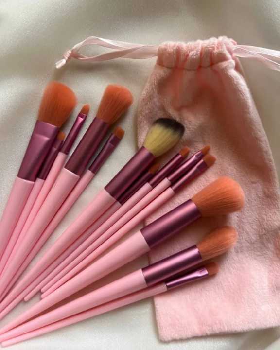 Fix%20Makeup%20Brushes%20Set%2013%20Pcs%20Including%20Contour%20Concealer%20foundation%20powder%20blush%20highlighter%20blending%20eyeshadow%20pencil%20eyebrow%20smudging%20lip%20brush%20-%20Image%202