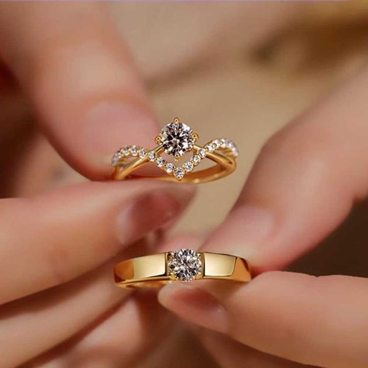 Korean Simple Style Crown Zircon Elegant Men Women Couple Fashion Jewelry Gold Titanium Steel Wedding Engagement Rings Telescopic Size