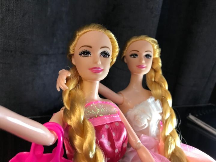 Beautiful%20Barbie%20Doll%20with%20Long%20Lair%20for%20Girls%20Toys%20Fashion%20Girl%20-%20Image%204