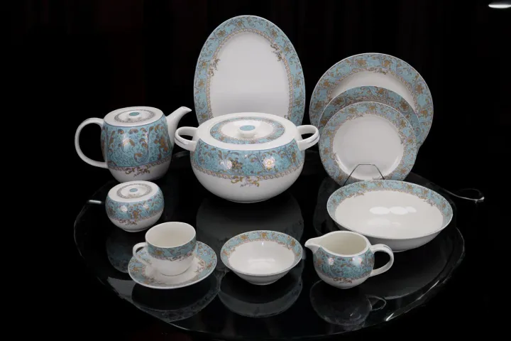 Premium%2061-Piece%20Blue%20Dinner%20Set%20%7C%20Fine%20Bone%20China%20%7C%20Green%20Crockery%20-%20Image%205