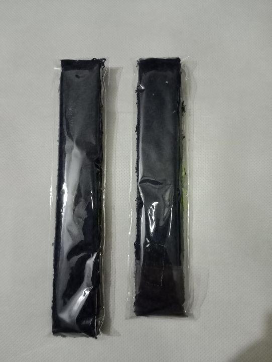 Badminton%20Racket%20Pair%20(Free%20Net+Plastic%20Shuttle+Grip%20Pair)%20-%20Image%207