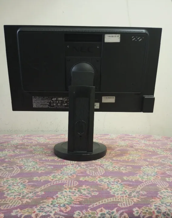 NEC%20MultiSync%20EA234WMi%20-%20Monitor%20-%20Image%206