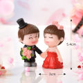 Couple Miniature Exquisite Detail Compact Delicate Couple Statue. 