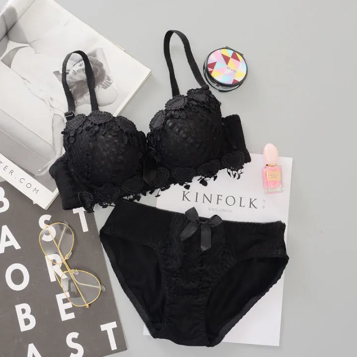 Pack%20of%201%20Underwear%20Set%20Beautiful%20lace%20Design%20Bra%20and%20Pantie%20For%20Girls%20and%20Women%20-%20Image%204