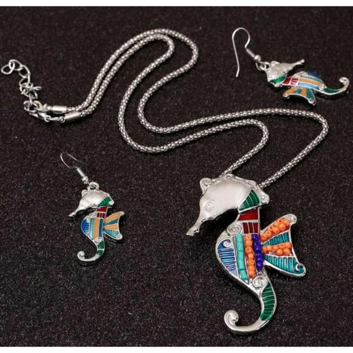 colorful beaded seahorse pendent with earrings set