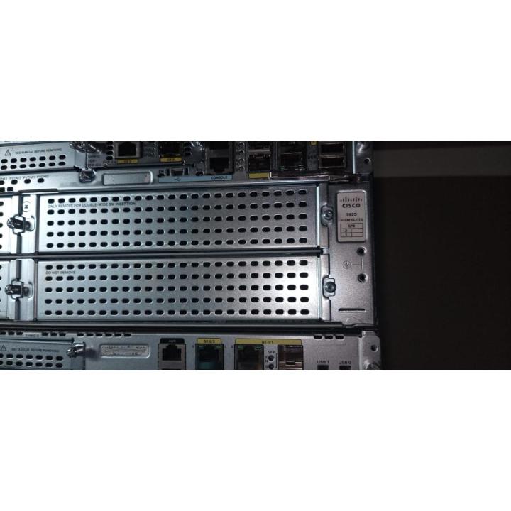 CISCO Router 3925 / K9 , Cisco 3925 Integrated Services Router