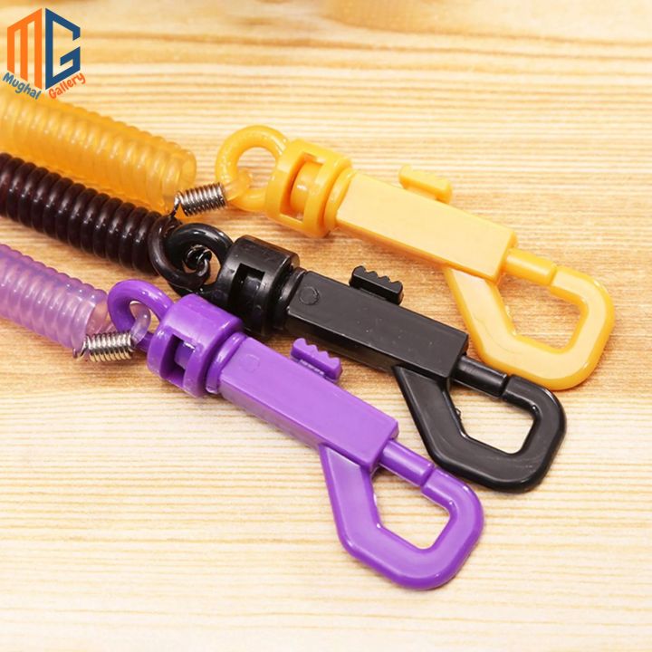 Spiral%20Spring%20Coil%20Keychain%20Anti-Lost%20Bungee%20Coil%20Cord%20%7C%20Durable%20Key%20Chain%20Ring%20for%20Men%20%7C%20Theftproof%20Key%20Holder%20for%20Bags,%20Belts%20&%20Accessories%20-%20Image%204