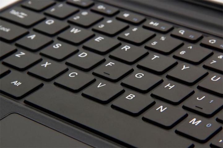 For%20Microsoft%20Surface%20Pro%206%202018%20/%20Pro%205%202017/%20Pro%204%20Bluetoth%20Wireless%20Keyboard%20-%20Image%208