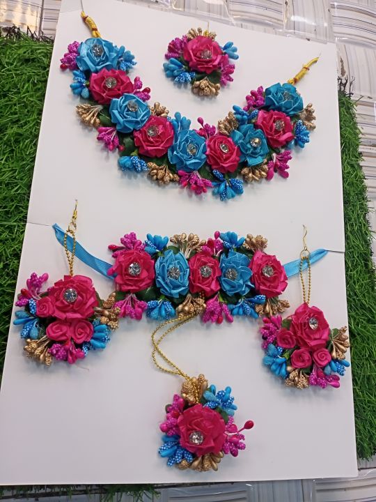 Artificial Flowers Bridal Jewellery Set ( Best For Mehndi & Maiyon ) Bridal Jewellery Set - Jewellery Set For Girls - Mehndi Jewellery Set - Maiyon Jewelery Set Best Jewellery Set For Girls And Women