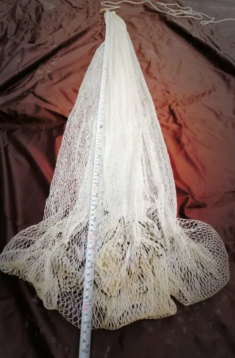 Fishing%20Cast%20Net%20-%201%20Yard%20Mesh,%2028%20Inch%20Height,%20Round%20Shape%20-%20Available%20in%203%20and%206%20Numbers,%20700g%20and%201000g%20Weight%20-%20Image%203