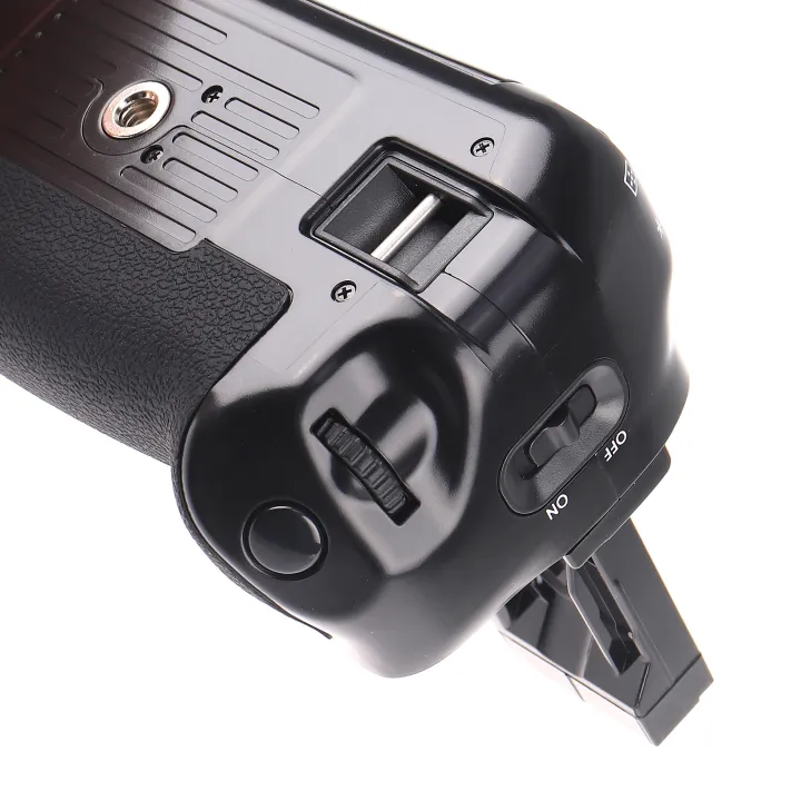 BATTERY%20GRIP%20FOR%20CANON%20760D/750D/X8I/T6S/T6I/77d/800d%20CAMERA%20-%20Image%203