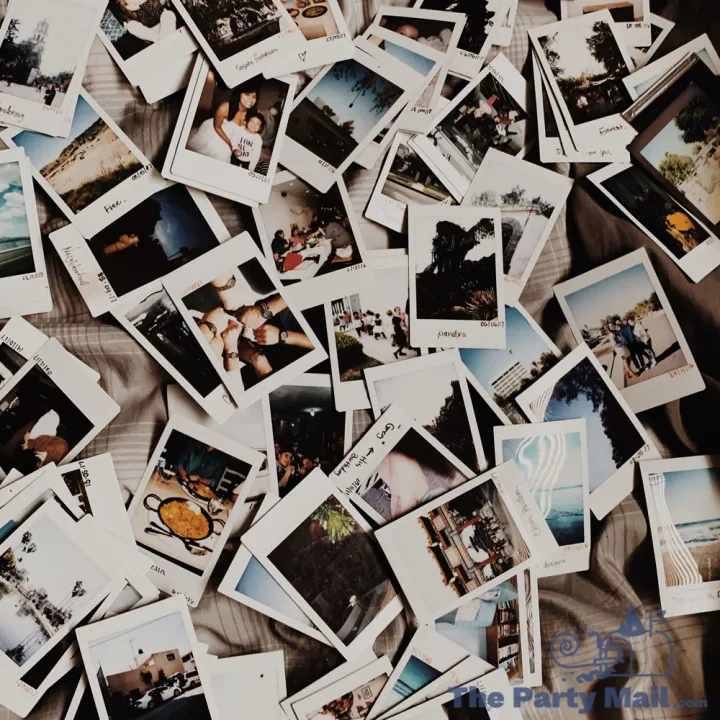 Customize%20Polaroid%20Photo%20Cards%20For%20Wall%20Decor%20Size%204x6%20Inches%20-%20Image%205