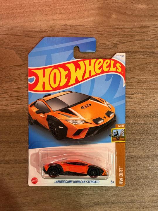 Hot%20Wheels%20Safari%20Mode%20Lamborghini%20Huracan%20Sterrato%20Die-Cast%20Vehicle%20Toy,%201:64%20Scale,%20New%20-%20Collectible%20Collectible%20for%20Ages%203+%20-%20Image%204