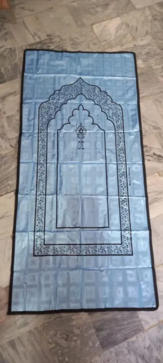 Travelling%20Portable%20Janamaz%20/%20Jai%20namaz%20/%20Safri%20Janamaz%20Anti%20Skid/Travel%20Pocket%20Prayer%20Mat%20-%20Image%204