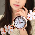 2021 Women's Chic Fashion Rose Golden Bracelet Wrist Watch Fashion Beautiful Girls Bracelet Watches. 