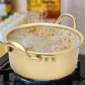 Korean Style Gold Ramen Noodle Pot 18cm / Periuk Mee Korea Emas Korea Ramen Pot Noodle Golden Yellow Aluminium Soup Steel Lid Gold K Drama Bowl. 