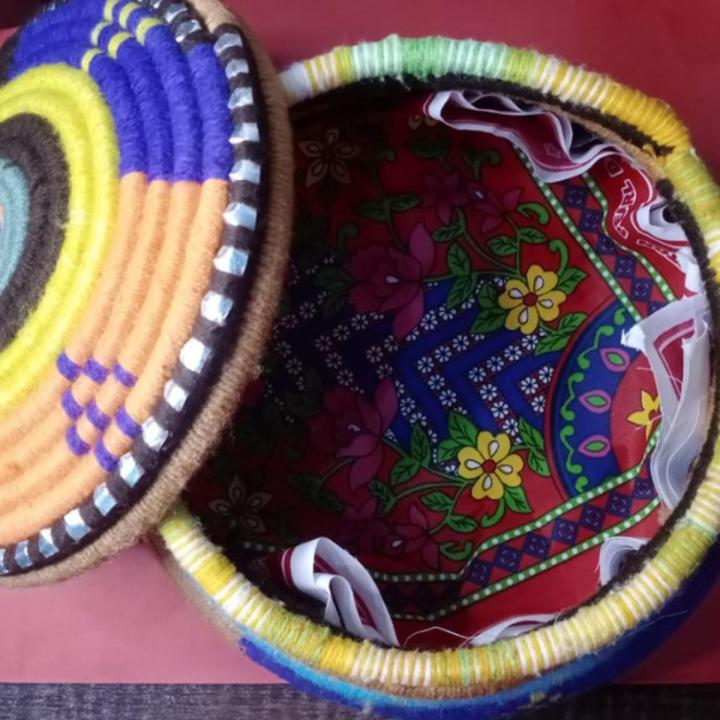Traditional%20Hand%20Made%20Hot%20Pot%20%20%7C%20%20Desi%20Hot%20%20Pot%20For%20Roti%20%7C%20Roti%20%20Basket%7C%20-%20Image%202