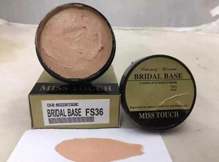 Bridal%20Base%20Full%20Coverage%20Bridal%20Base%20Long%20Lasting%20Makeup%20Miss%20Touch%20-%20Image%206
