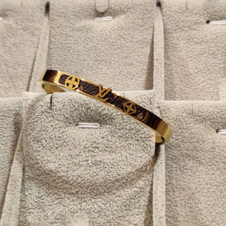 Bracelet%20Stainless%20Steel%20for%20Girls%20Women%20Ladies%20high%20quality%20designer%20bracelet%20Handcuffs%20Jewelry%20by%20Groming0n%20-%20Image%204