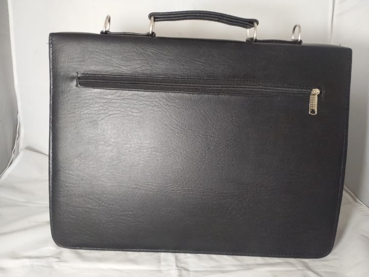 DOCUMENT%20BAG%20-%20Image%203