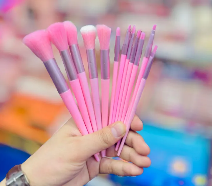 13Pcs%20Portable%20Soft%20Make%20up%20Brush%20Set%20Cosmetic%20Brushes%20Set%20Makeup%20Tools%20Set%20Makeup%20Brush%20Kit%20-%20Image%205