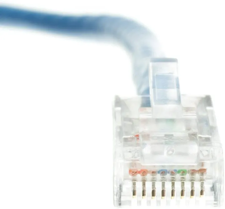 Cat6e%201%20Meter%20100%25%20Copper%20Ethernet%20Cable,%2023AWG%20Network%20Cable%20with%20RJ45%20Gold%20Plated%20Connector,%204%20Pair%20Stranded%20Bare%20Copper,%20Bootless%20Unshielded%20Twisted%20Pair%20(UTP)%20Internet%20Patch%20Cable,%20Blue,%20Cable%20Wholesale%20-%20Image%204