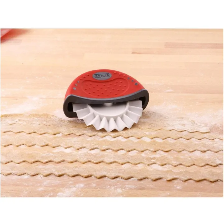 4%20in%201%20Baking%20Dough%20Prep%20Set%20Tool/Pizza%20Cutter/Dough%20Cutting%20Wheel,%20Fluted%20Wheel/Dough%20Docker/%20Dough%20Shaping%20Set%20-%20Image%205