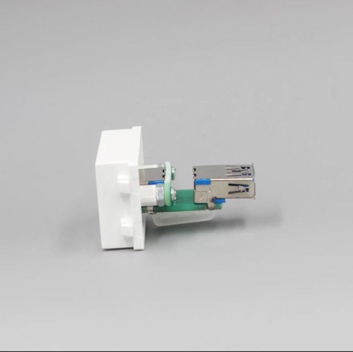 USB%203.0%20Slot%20Socket%20Outlet%20Fit%20for%2086mm%20120mm%20%20Blank%20Wall%20Panel%20Faceplate%20Directly%20Plug%20Female%20to%20Female%20-%20Image%204