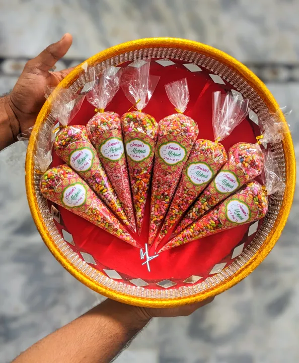 Empty%20Favour%20Cones%20For%20Sweets%20(12%20Pcs)%20With%20Customized%20Stickers%20/%20Mehndi%20Cone%20/%20Dholki%20Cone%20/%20Nikkah%20Cones%20In%20Very%20Low%20Price%20Premium%20Quality%20-%20Image%206
