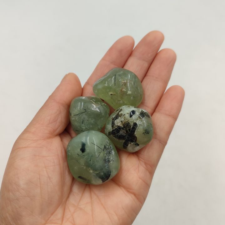 1pc Natural Prehnite Tumbled Stones Green Grape Quartz Crystal Healing Gemstone Mineral Specimen Home Room Decoration Gift