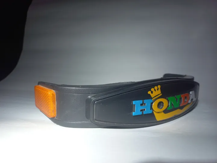 Honda%20Front%20monogram%20front%20monogram%20in%20multi%20color%20text%20-%20Image%202