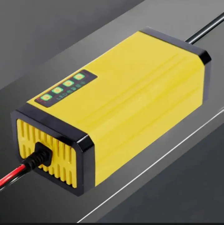 Universal%2012V%204Amp%20Digital%20Smart%20Battery%20Charger%20BIKE%20-%20Image%203