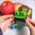Palm Peeler Finger Held Portable. 