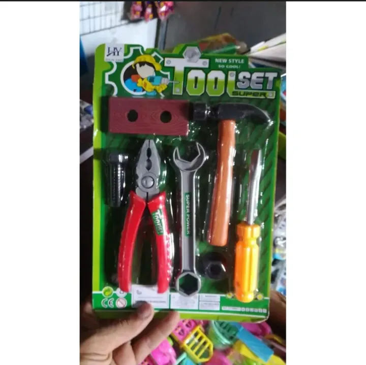 Tool%20Pretend%20Play%20Set%20Plastic%20Tool%20Kit%207%20Pcs%20Tool%20Set%20For%20Kids%20-%20Image%205