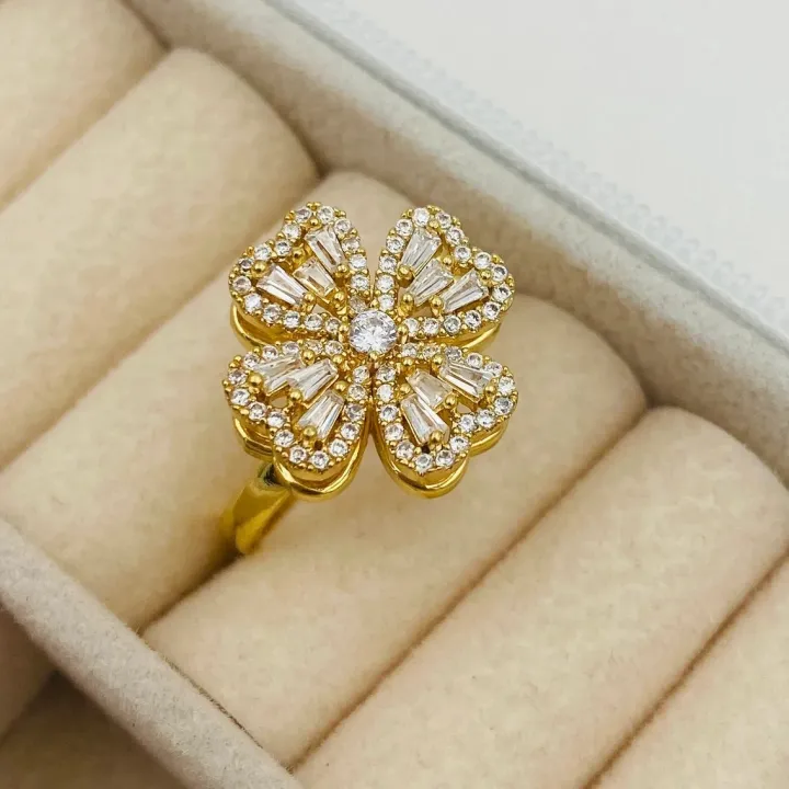 Elegant%20Crystal%20Flower%20Spinning%20Ring%20with%20Diamond%20Accents,%20Adjustable%20Size,%20Women's%20Fashion%20Jewelry%20-%20Image%206