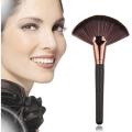 Professional Makeup Brush, Fan Brush, Contour Brush. 