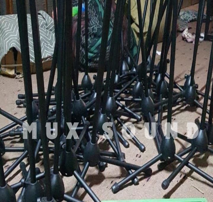 Microphone%20Floor%20Stand%20-%20Image%202