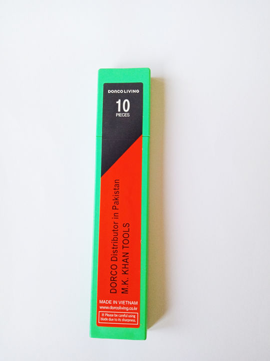 Dorco%20Knife%20Cutter%20Blades%20Pack%20of%2010%20pieces%20Original%20Vietnam%20DIY%20Tools%20Crafting%20Paper%20Cutting%20-%20Image%203