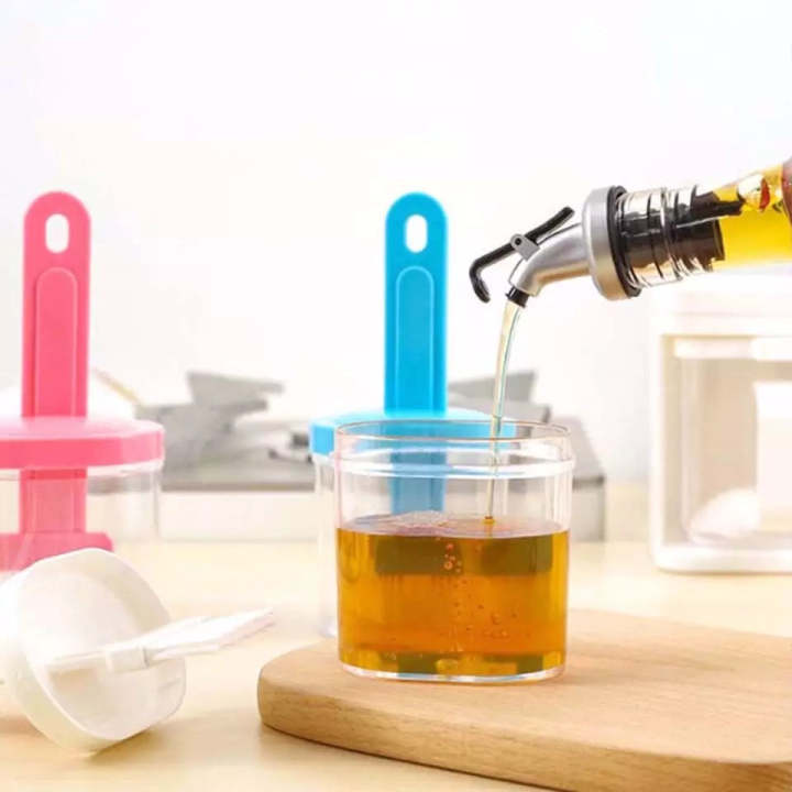 Best%202023%20Top%20Oil%20Storage%20Bottle%20with%20Silicone%20Brush%20for%20Cooking%20BBQ%20Kitchen%20%7C%20SJR%20Collections%20-%20Image%207