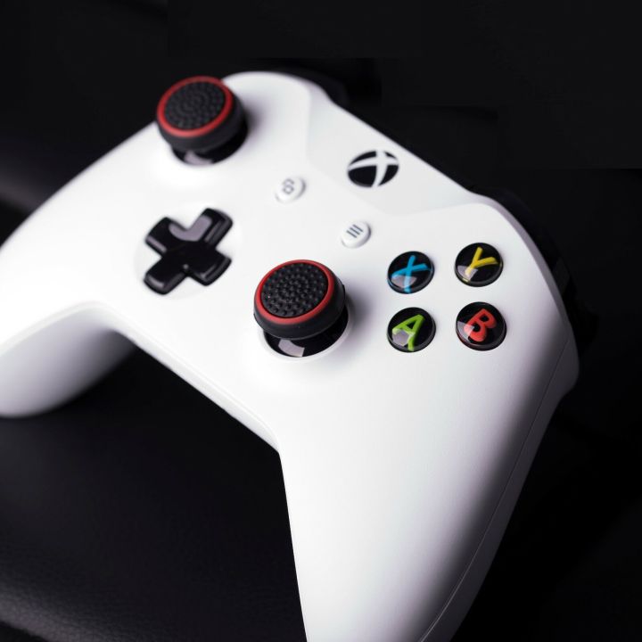2pcs%20%20Red,%20Blue,%20Green,%20Yellow,%20Black,%20White,%20Cat%20Paw,%20Batman%20Thumb%20Stick%20Cover%20Grips%20For%20PS4,%20XBOX%20One,%20PS5,%20Series%20X%20S%20Controller%20Grip%20-%20Image%207