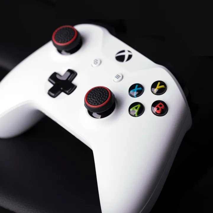 2pcs%20%20Red,%20Blue,%20Green,%20Yellow,%20Black,%20White,%20Cat%20Paw,%20Batman%20Thumb%20Stick%20Cover%20Grips%20For%20PS4,%20XBOX%20One,%20PS5,%20Series%20X%20S%20Controller%20Grip%20-%20Image%207