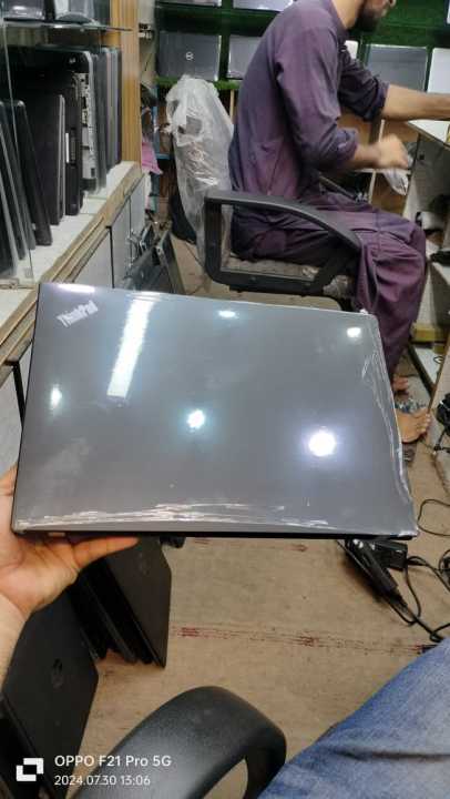 Lenovo%20Thinkpad%20x260%20%7C%20i5%206th%20generation%20%7C%20256gb%20SSD%20%7C%208GB%20RAM%20DDR4%20%7C%203.7GB%20Graphics%20Memory%20-%20Image%204